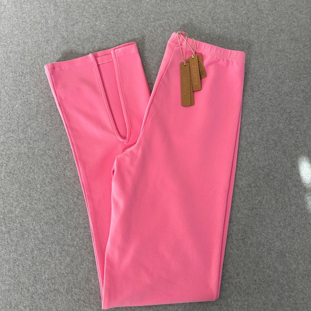 Skims Outdoor Split Hem Leggings Bubble Gum Pants - Picture 3 of 6